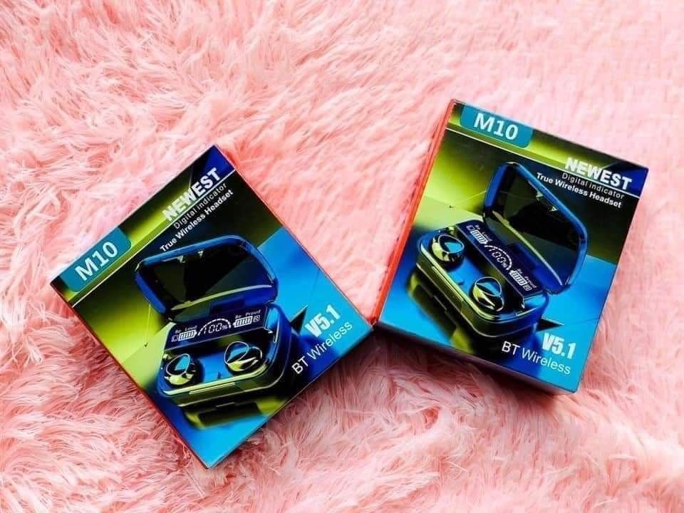 M10 TWS Earphone 9D Stereo LED Digital Display Touch CVC8.0 Digital Noise Reduction Technology - Earphone